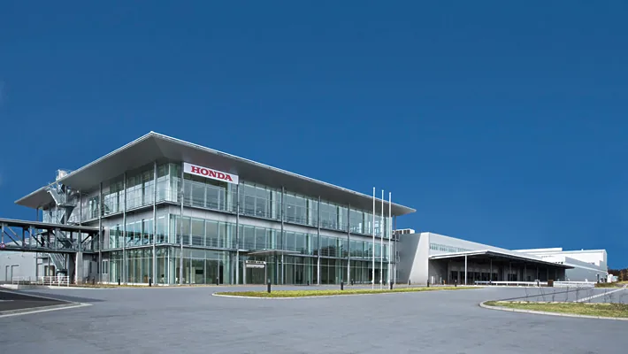 本田技研工業 埼玉製作所 エンジン工場（global.honda の掲載画像）