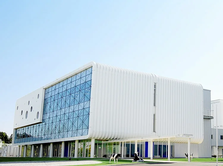 雪印メグミルク 京都工場（www.meg-snow.com の掲載画像）